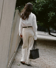 Load image into Gallery viewer, Reins Tote Bag M Black Calf Leather