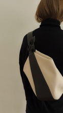 Load image into Gallery viewer, Furoshiki Crossbody Bag M Canvas ivory-black