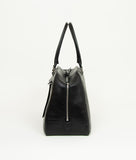 Load image into Gallery viewer, Watoji I Day Runner 43 I black I from aside, zip detail I white background