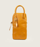 Load image into Gallery viewer, GUT OGGAU x SAGAN Vienna bag white I white I front view I showing belt detail, watoji stitch detail and zipper detail I white background