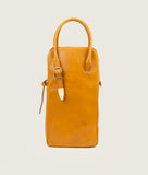 Load image into Gallery viewer, GUT OGGAU x SAGAN Vienna bag white I white I front view I showing belt detail, watoji stitch detail and zipper detail I white background