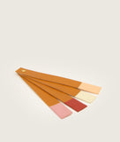 Load image into Gallery viewer, GUT OGGAU x SAGAN Vienna bag red I showing color palette of the belts endings I white background