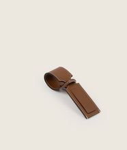 Load image into Gallery viewer, Luggage Tag Caramello