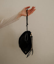 Load image into Gallery viewer, Miser bag small black