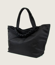 Load image into Gallery viewer, Pazar Tote XL Black recycled nylon