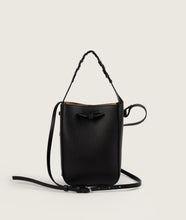 Load image into Gallery viewer, Reins Bucket S Black