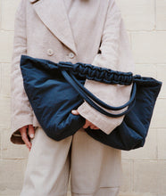 Load image into Gallery viewer, Pazar Tote XL Navy plant dyed nylon