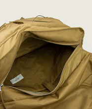 画像をギャラリービューアに読み込む, Messenger bag XL Coyote Brown recycled nylon