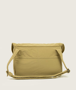 Nylon I Messenger bag M Beige plant dyed nylon I beige I back view I white background