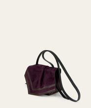 Load image into Gallery viewer, Scarf crossbody S bordeaux